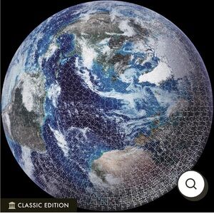 NEW Round Earth 1000 Piece Puzzle